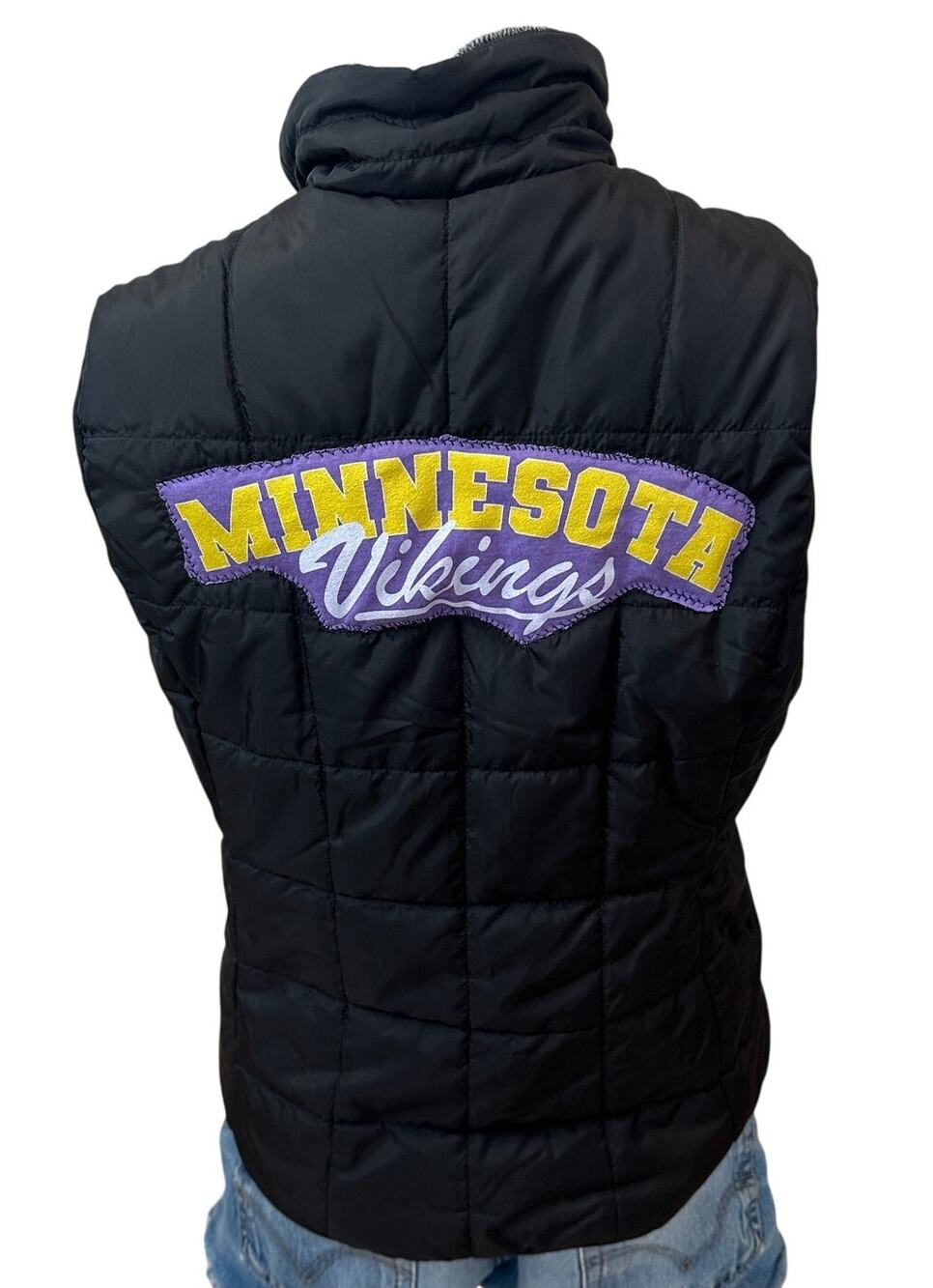 Minnesota Vikings Black Puffer Vest MEDIUM Football Tailgate Unique Quilted